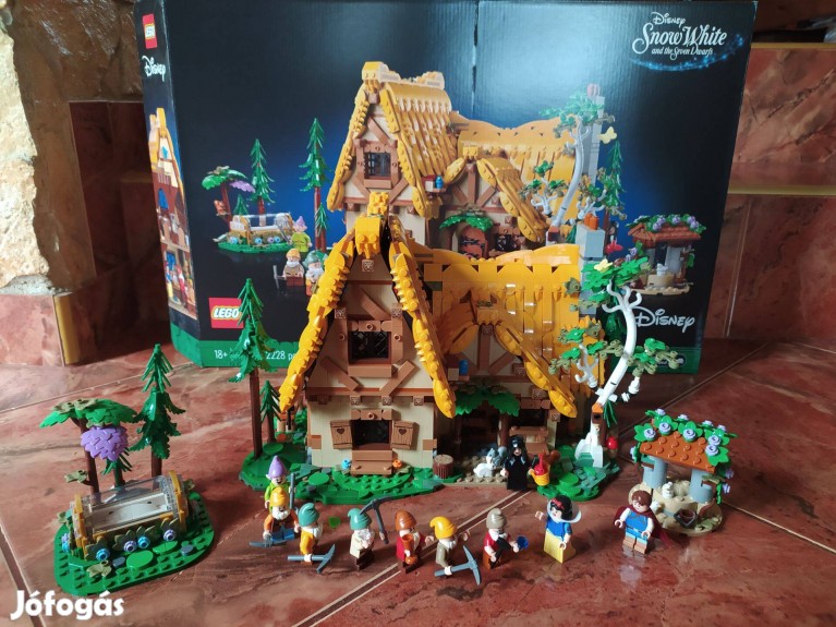 LEGO Disney 43242 Hófehérke és a hét törpe házikója Rákóczifalva