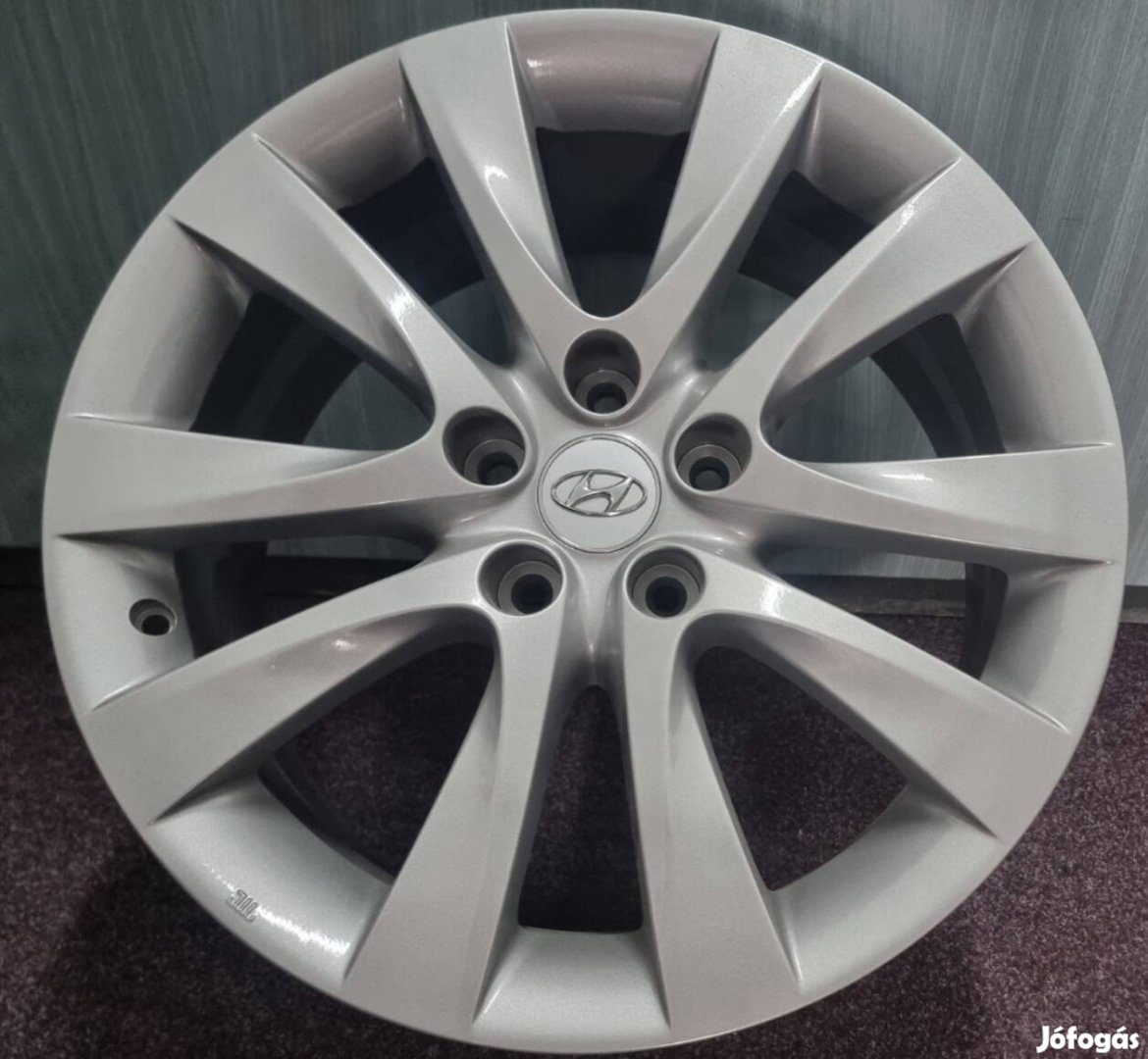 Hyundai 18as gyári alufelni5x114 3 I30 I40 Tucson Santafe Ioniq Kona