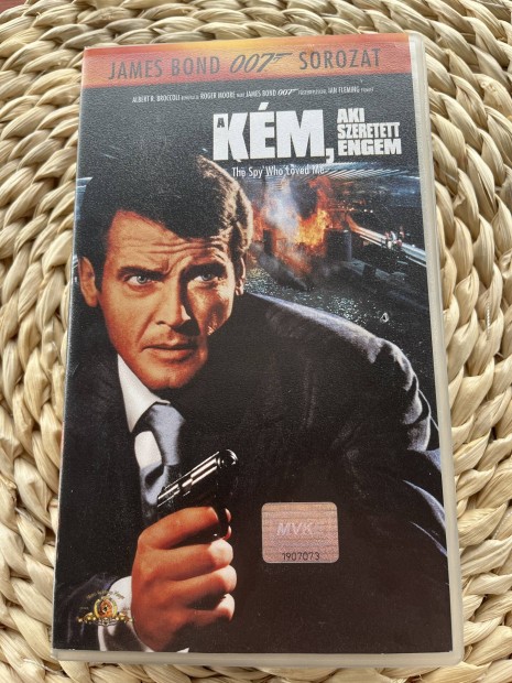 007 a km aki szeretett engem vhs