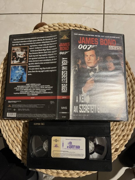 007 a km aki szeretett engem vhs film