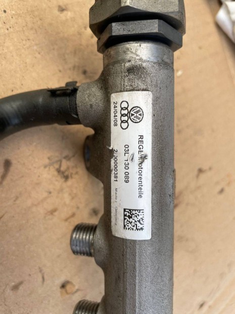 03L 130 089 Közösnyomócső + szelep / VW 2.0 Crtdi