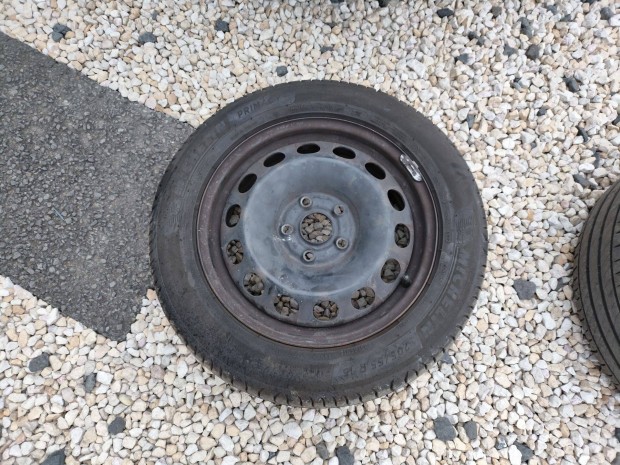 06 Michelin Primacy 4 205 55 R16 1db Gumi Nyári lemezfelni 5x112