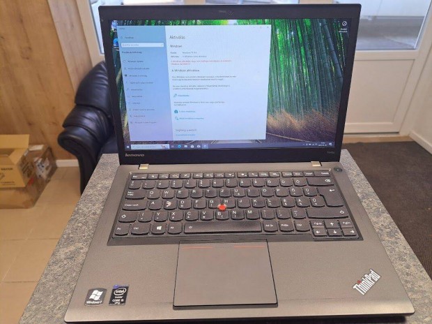 09 - Hasznlt Notebook Lenovo Thinkpad T440S