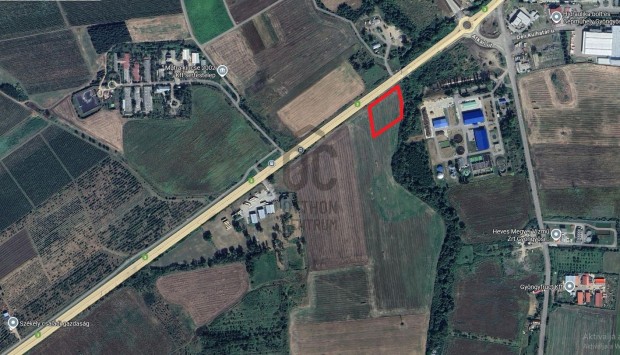 0,5 hekt�ros napelem parknak sz�nt telek elad� Gy�ngy�s k�lter�let�n,