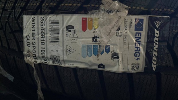 0km-es Dunlop 255/55 R18 109V XL tli gumi garnitra felnivel