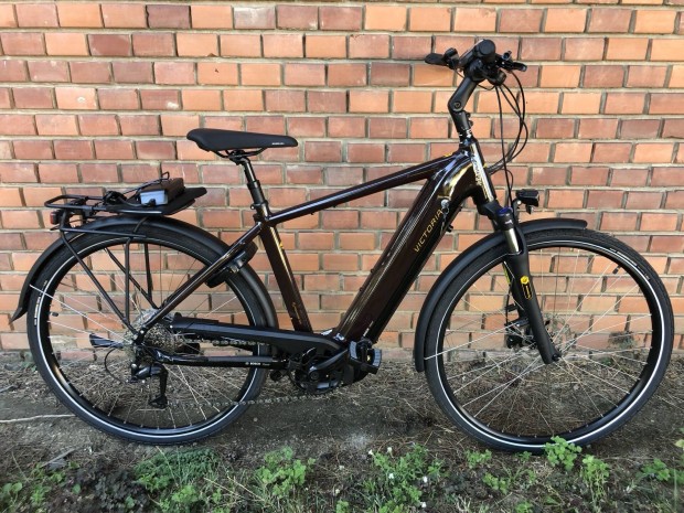 0km-es Victoria e.Trekking 12.8 ebike, CX 625Wh, garancia