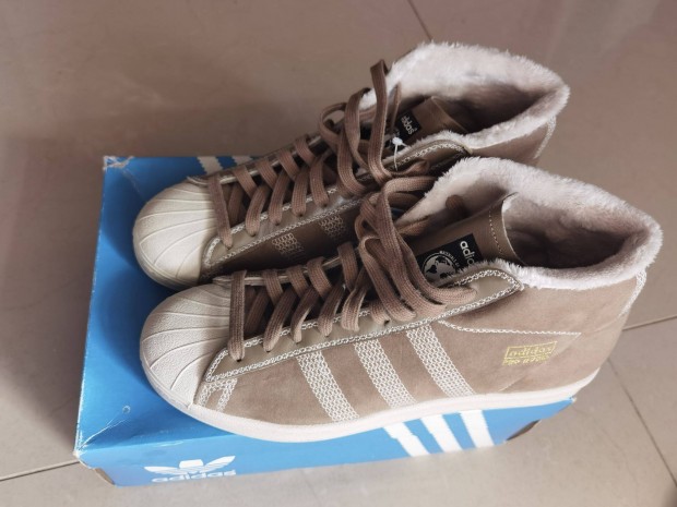 0perces j Adidas Superstar tli bunds 43,44 es