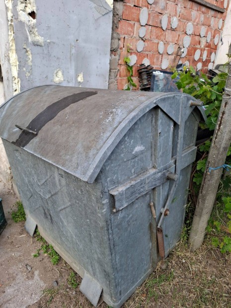 1000 l horganyzott vas hulladk trol kontner elad