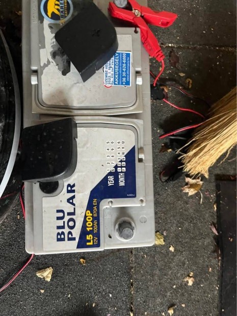 100Ah auto akkumulator elado baren batterie