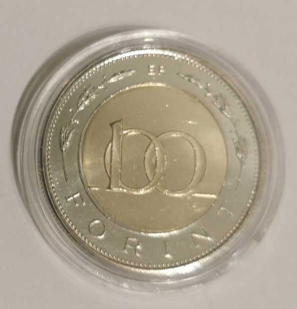 100 Ft - os. Pnzmzeum s 175 ves a Honvdsg rme. 