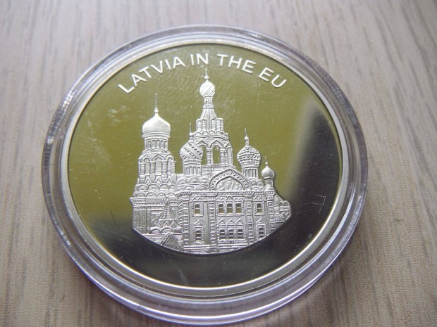 100 Lra Egyeslt Eurpa 2004 Lettorszg + Tanstvny