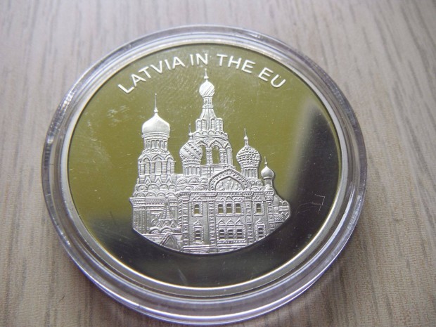 100 Líra Lettország Egyesült Európa 2004 + Tanúsítvány
