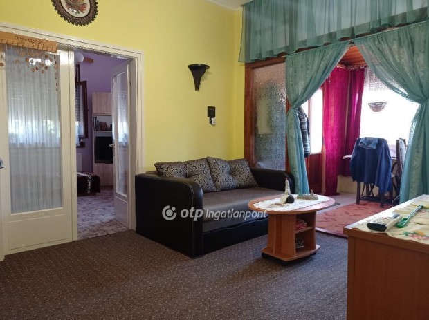 100 nm-es h�z elad� G�doros