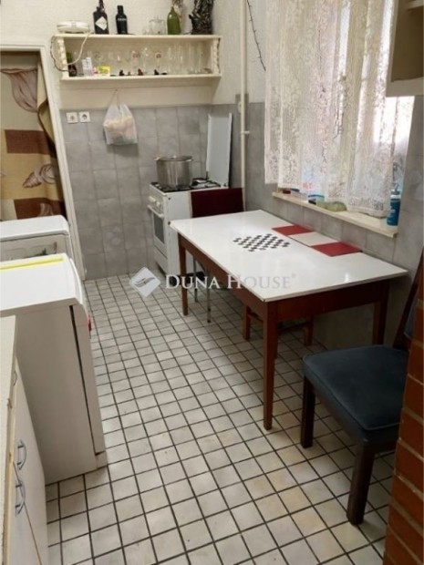 100 nm-es h�z elad� Galgah�v�z