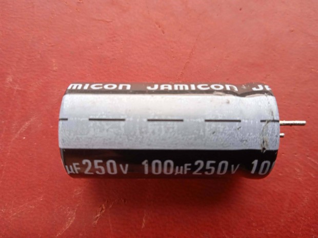 100 uF ,250 V kondenztor , Jamicon ,NYK-ba , 32 x 16 mm