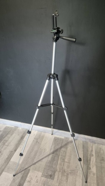 100cm-es alumnium tripod, kamera llvny