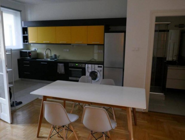 101 nm-es lak�s elad� Budapest 8. ker. #4880856