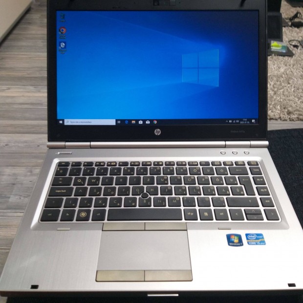 102.Hp 8470p laptop kijelző:14 Processzor: I5 ssd:240 gb Memória:4 gb