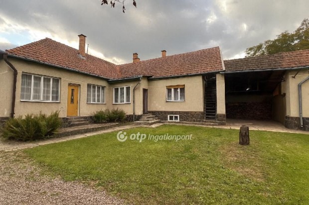 103 nm-es h�z elad� Par�d