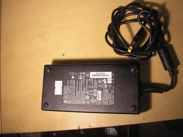 10808 Delta laptop notebook tlt adapter ADP-180MB K 19.5V 9.23A 180W
