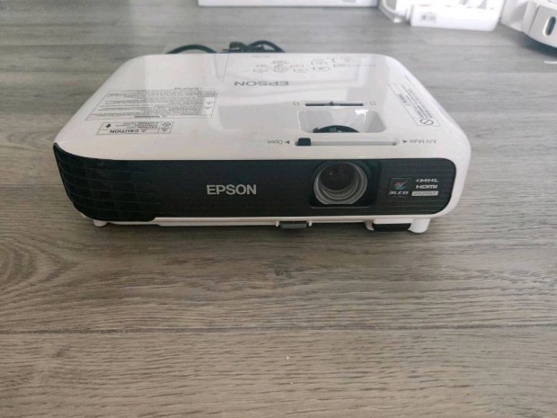 1080p Epson EB-U04 projektor csak 137ra! Szllts egyeztets utn!