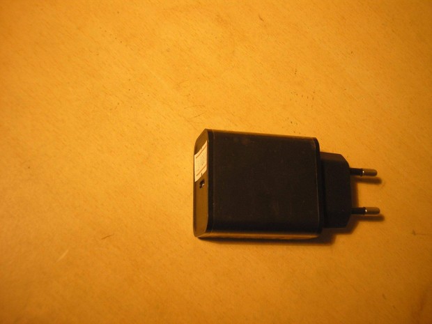 10816 HNT-PD1801 USB Type-C tlt adapter tpegysg gyorstlt 5V 3A 9