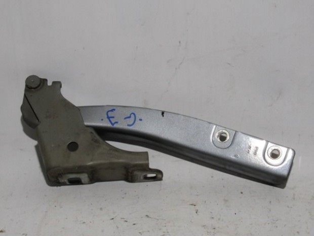 109855 Fiat Punto ezüst színű jobb oldali motorháztető zsanér
