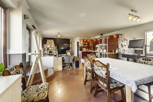 109 nm-es lak�s elad� Eger