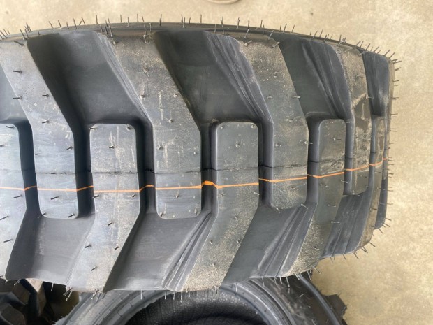 10-16.5 12-16.5 Ceat Alliance Bobcat JCB Gehl CAT gumik Nyh, Alkony u