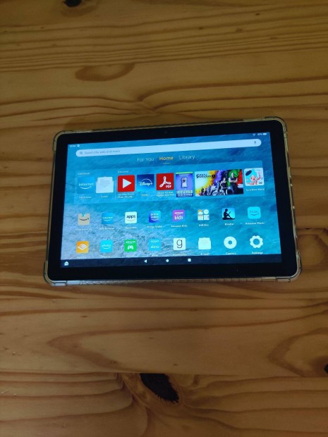 10"-os Amazon Fire tablet