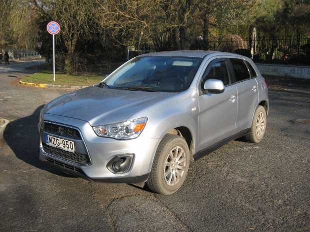 10 éves Mitsubishi ASX 1.6 benzin (117 le) eladó!