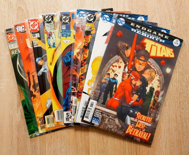 10db DC Comics kpregny (eredeti, angol nyelv)