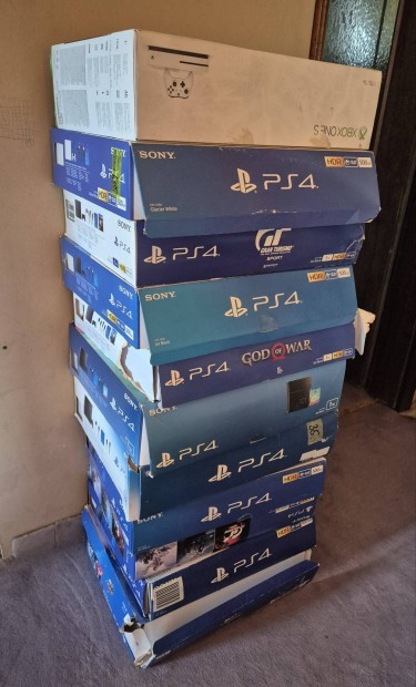 10db PS4 doboz + 1 Xbox doboz
