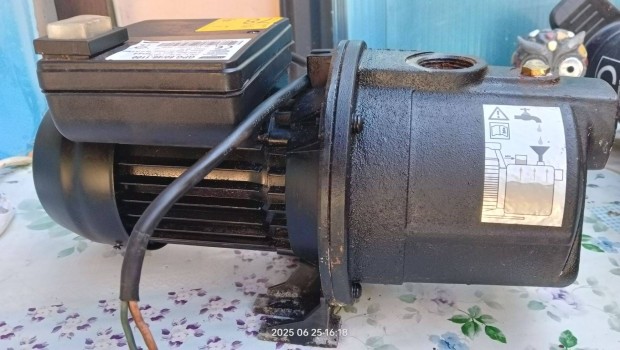 1100 w-os szivattyú