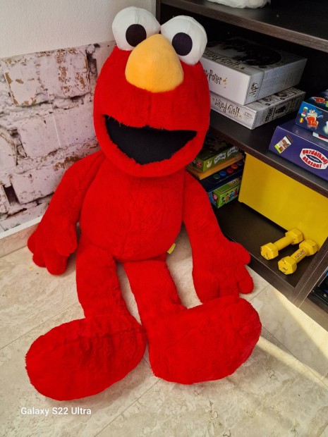 110 cm-es Elmo plss