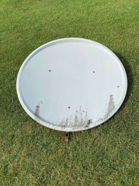 110 cm-es alumínium parabola antenna