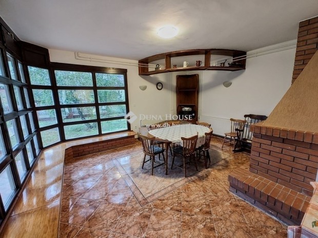 110 nm-es h�z elad� Szeged