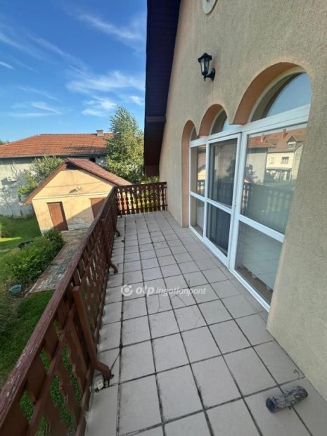 110 nm-es h�z elad� Zalaegerszeg