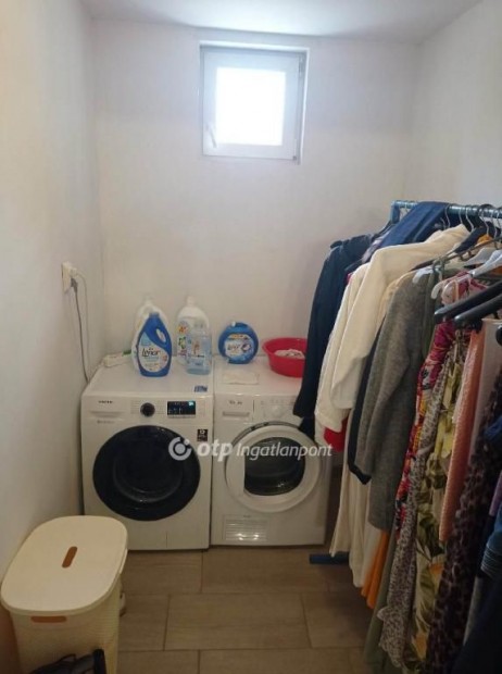 112 nm-es h�z elad� Bagod