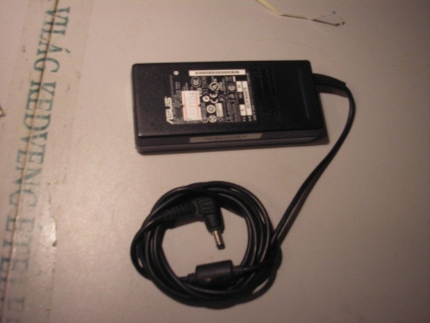 11354 Asus 19V 4.74A 90W 5,5/2,5mm tápegység adapter töltő LCD LED TV