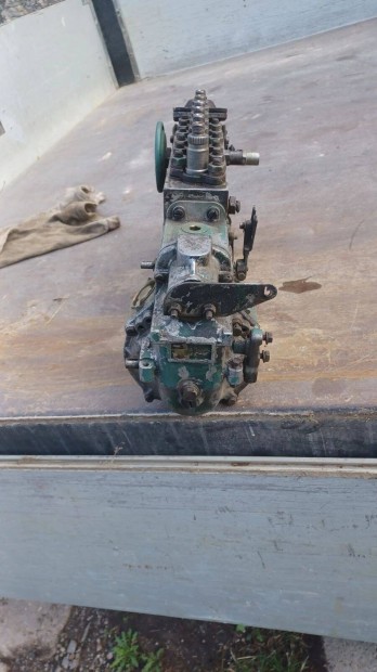 113 Scania adagoló