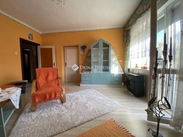 113 nm-es lak�s elad� Veszpr�m