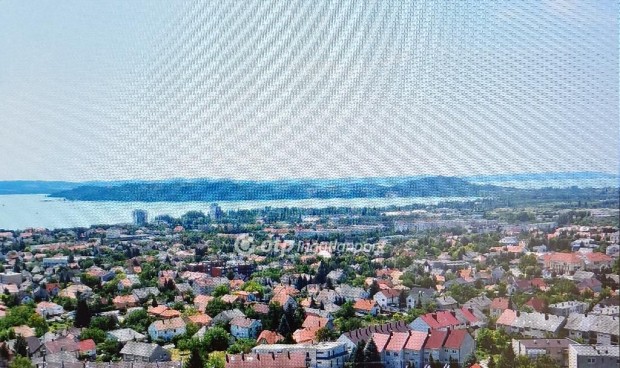 1147 nm-es telek elad� Balatonf�red