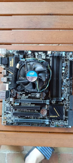 1151 v1 Gigabyte alaplap s CPU s egy kis ajndk