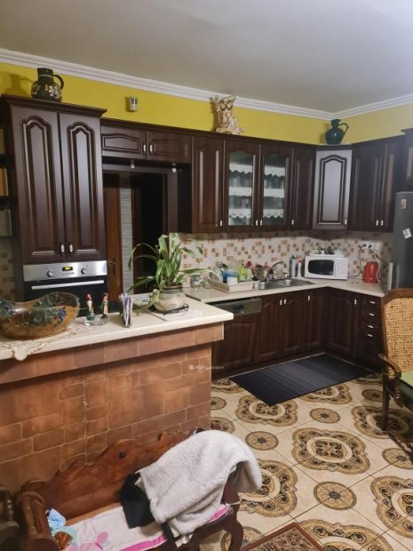 115 nm-es h�z elad� Hajd�s�mson