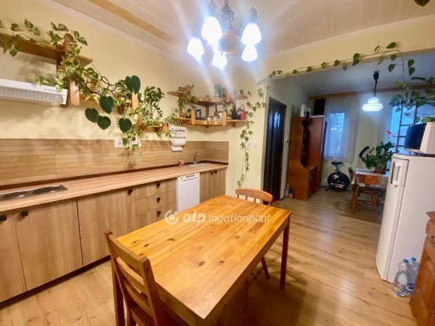 115 nm-es h�z elad� J�szber�ny