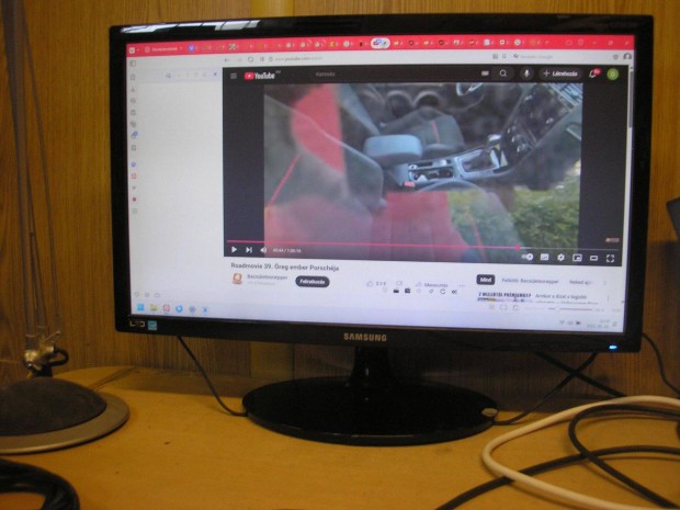 11792 Samsung Syncmaster S22B300 monitor 22" fullhd 1920x1080 HDMI VGA