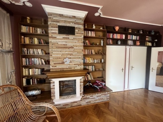 117 nm-es h�z elad� Albertirsa