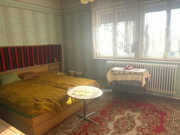 117 nm-es h�z elad� R�baszentandr�s