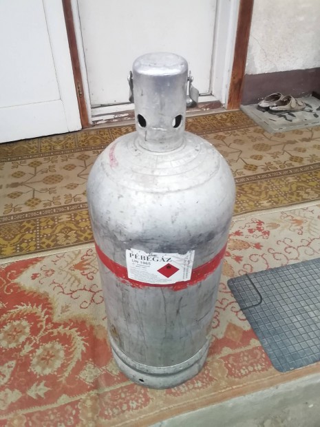 11,5kg-os Pb gázpalack töltve eladó. ( 23000ft.)